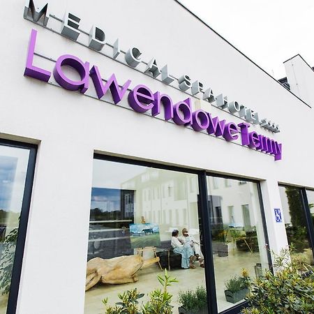ホテル Lawendowe Termy ウニエユフ エクステリア 写真